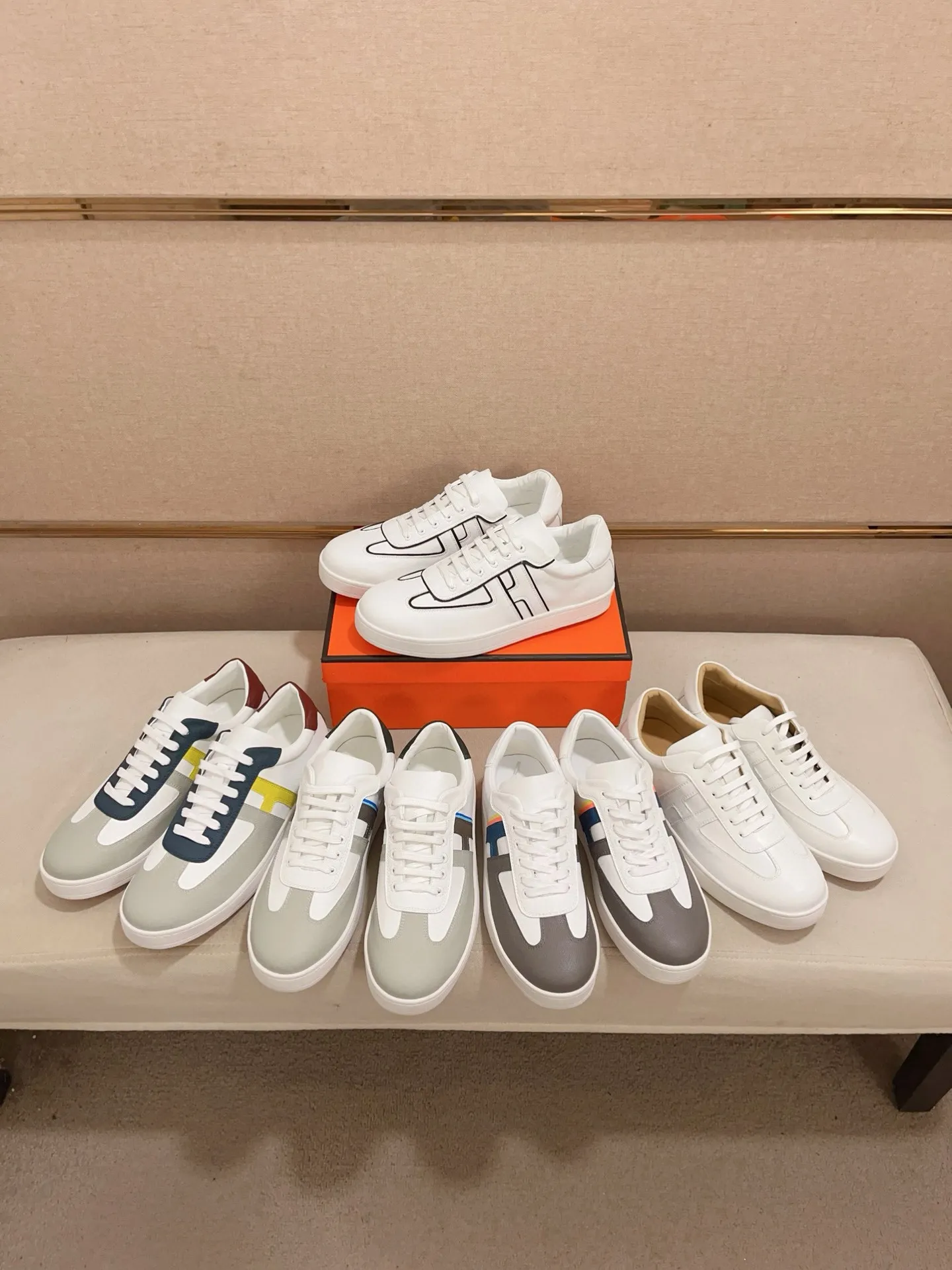 Men's clothing and shoes💰: 400💰《HERMES》【Classic Original Version】Hermès; Top 🔝 Purchasing Agency 🔍🔍Men's latest 🇺🇸 counter sales simultaneously, original ▲▲cowhide imported from Italy ▲▲Exquisite workmanship (Italian 🇮🇹Imported water-dyed 🐂cowhide lining) sole: original sole provided by the original factory, ⚠️exclusive double-layer activity·TPR·rubber·combined molded outsole; Code number: 38-44 (45/46 can be customized, non-refundable)